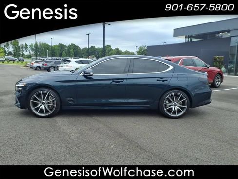 Used 2024 Genesis G70 2.5T RWD image 2