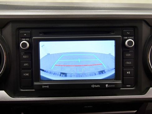 Used 2019 Toyota Tacoma SR5 image 21