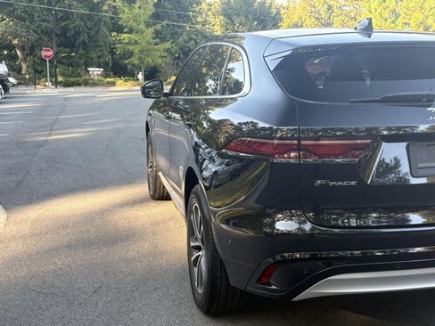 Used 2021 Jaguar F-PACE S image 6