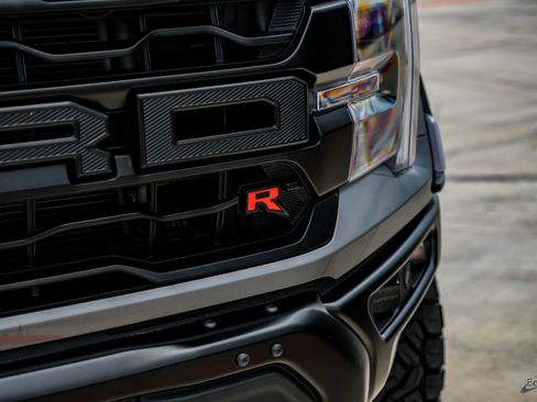 Used 2025 Ford F150 Raptor w/ Equipment Group 803A Raptor R AWD/4WD image 32