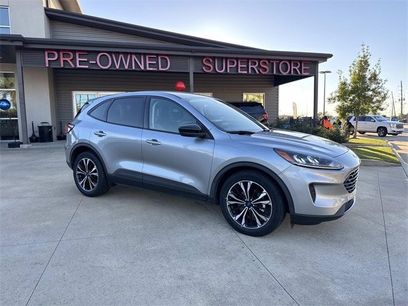 Certified 2022 Ford Escape SE w/ SE Sport Appearance Package