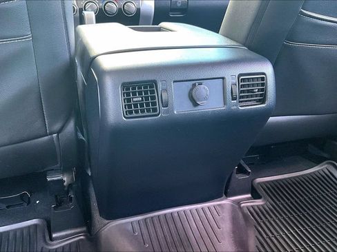 Certified 2019 Toyota Tundra SR5 w/ SR5 Upgrade Package AWD/4WD image 13