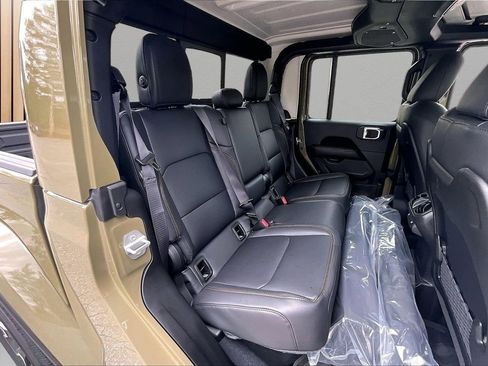 New 2026 Jeep Gladiator Mojave AWD/4WD image 20