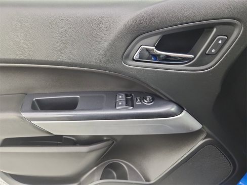 Used 2021 Chevrolet Colorado ZR2 image 9