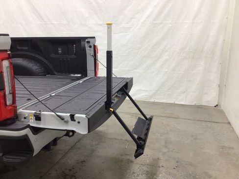 New 2026 Ford F250 Platinum image 24