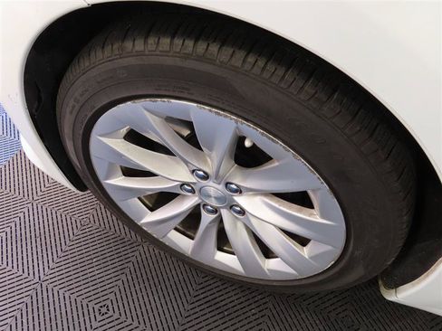Used 2018 Tesla Model S 100D AWD/4WD image 6