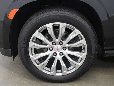 Used 2022 GMC Yukon Denali AWD/4WD image 30
