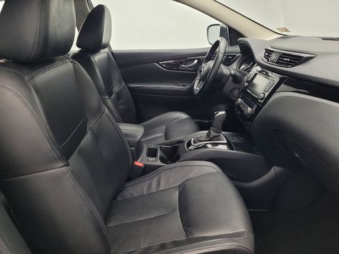 Used 2022 Nissan Rogue Sport SL image 21