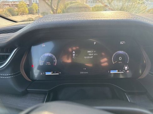 Used 2022 Jeep Grand Cherokee L Limited w/ Luxury Tech Group II image 5