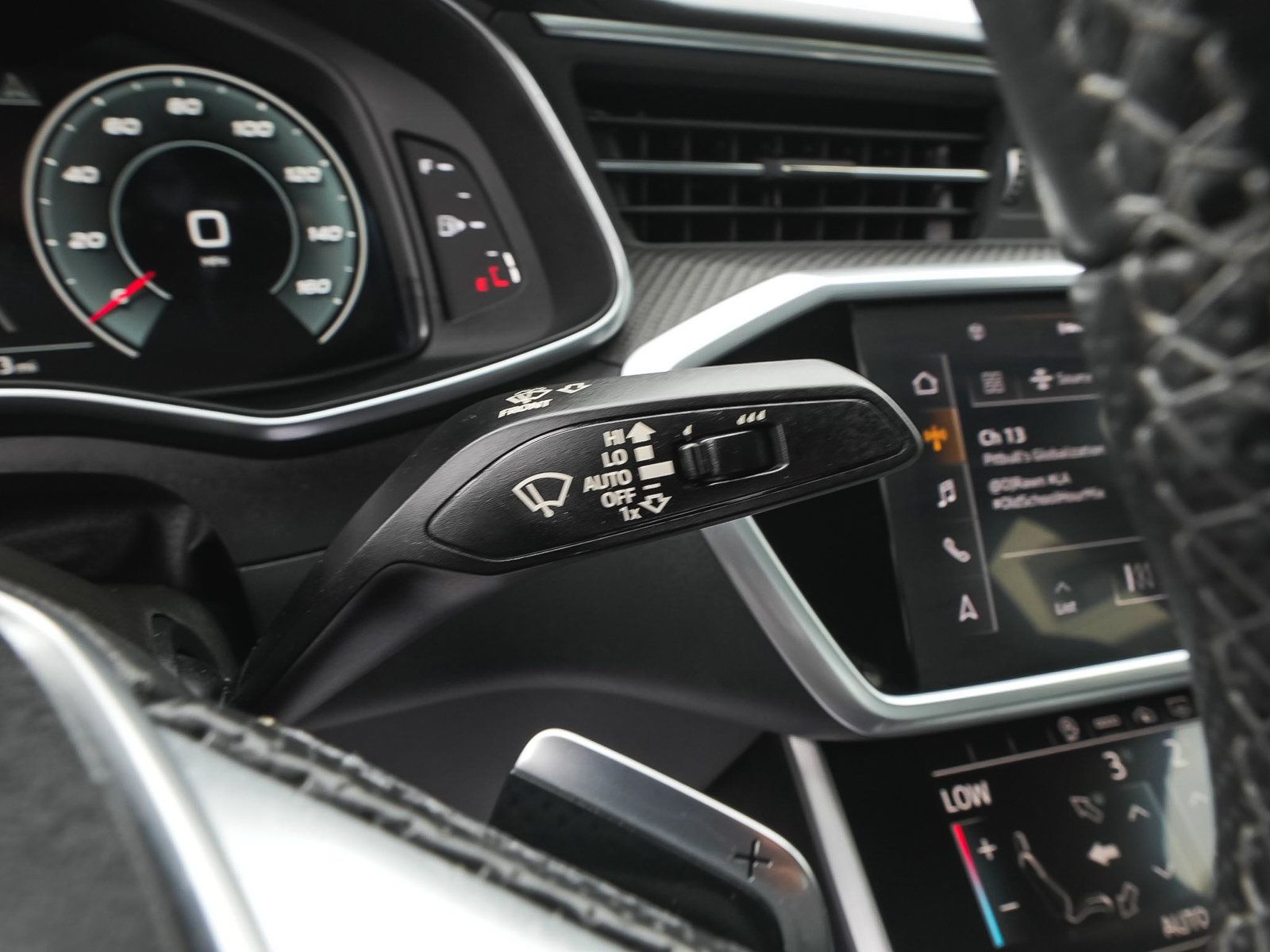 Used 2022 Audi S6 Premium Plus AWD/4WD image 24