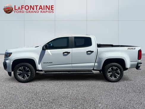 Used 2022 Chevrolet Colorado Z71 w/ Safety Package AWD/4WD image 4