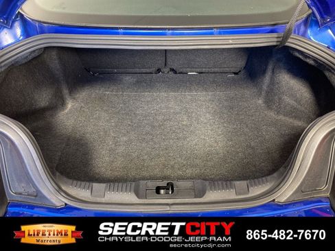 Used 2017 Ford Mustang Coupe RWD image 27