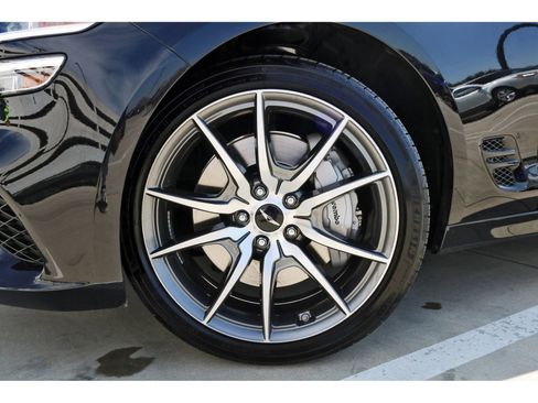 Used 2026 Genesis G70 2.5T image 31