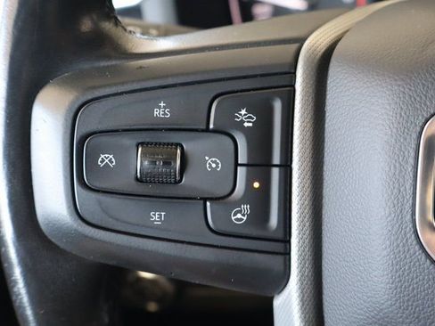 Used 2021 GMC Yukon XL Denali w/ Denali Premium Package image 25