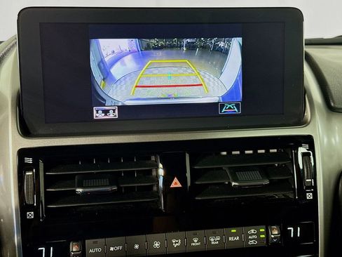 Certified 2023 Lexus GX 460 Premium w/ Premium Package image 14