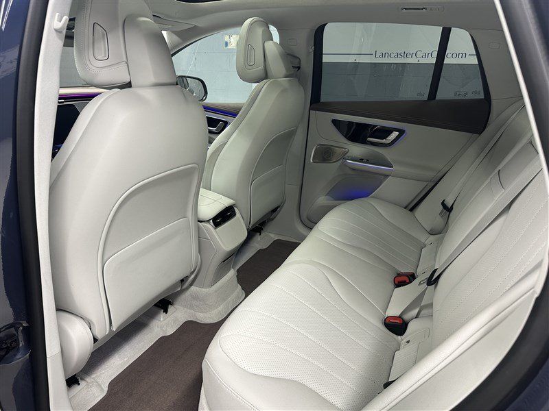 Used 2023 Mercedes-Benz EQE 350+ 4MATIC SUV image 3