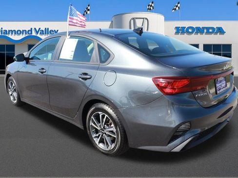 Used 2023 Kia Forte LXS image 4