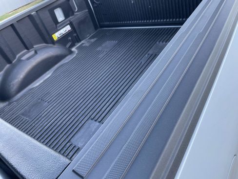 Used 2024 Ford F150 Lariat w/ Equipment Group 502A High AWD/4WD image 28