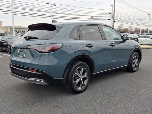 Certified 2024 Honda HR-V EX-L image 6