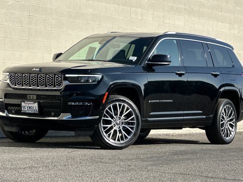 Used 2023 Jeep Grand Cherokee L Summit image 8
