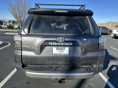 Used 2023 Toyota 4Runner TRD Off-Road Premium image 9