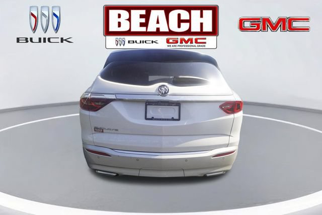 Used 2023 Buick Enclave Premium w/ Experience Buick Package FWD image 4