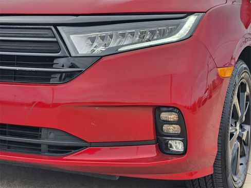 Certified 2023 Honda Odyssey Sport image 9