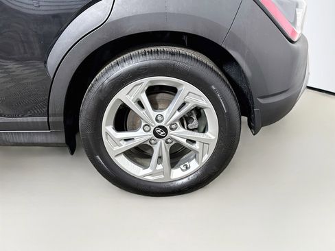 Used 2023 Hyundai Kona SEL w/ Convenience Package AWD/4WD image 29
