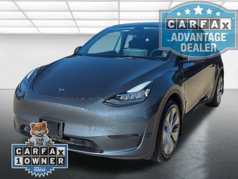 Used 2023 Tesla Model Y Performance image 24