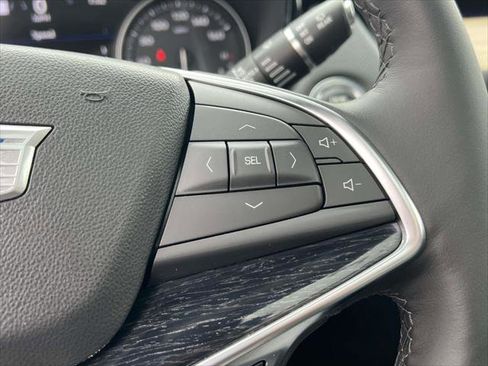 Certified 2022 Cadillac XT5 Premium Luxury w/ Technology Package image 25