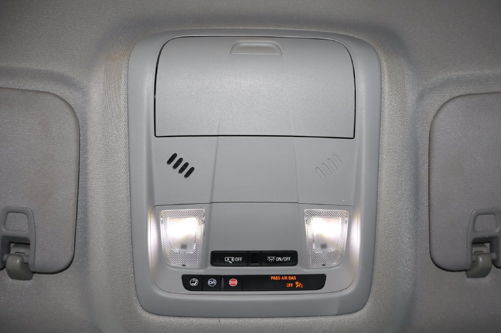 Used 2021 GMC Acadia SLE FWD image 30