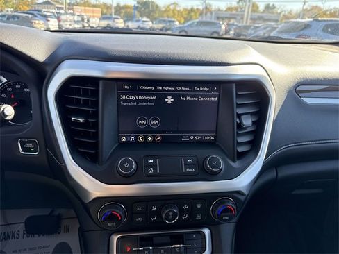 Used 2023 GMC Acadia SLE w/ Driver Convenience Package image 14