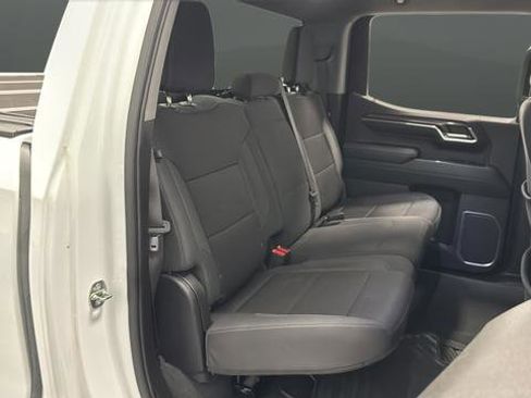 Used 2023 Chevrolet Silverado 1500 LT image 25