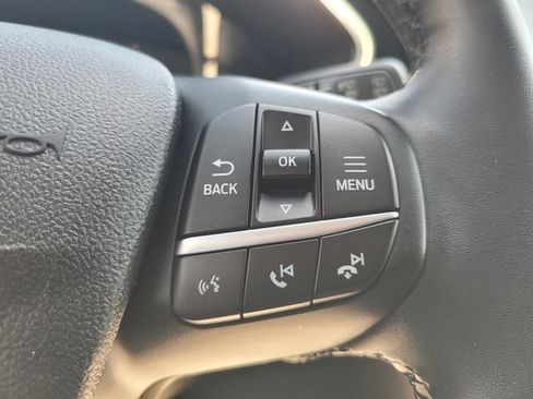 Certified 2022 Ford Escape SE w/ SE Sport Appearance Package FWD image 26