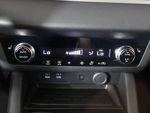 New 2025 Mitsubishi Outlander SE FWD image 51