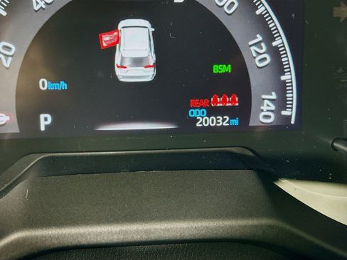 Used 2023 Toyota RAV4 LE image 13