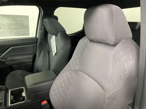 New 2025 Toyota Tacoma SR5 image 9