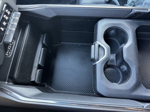 Used 2020 RAM 1500 Sport w/ Night Edition image 20