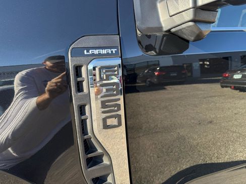 Used 2024 Ford F350 Lariat w/ Lariat Ultimate Package image 6