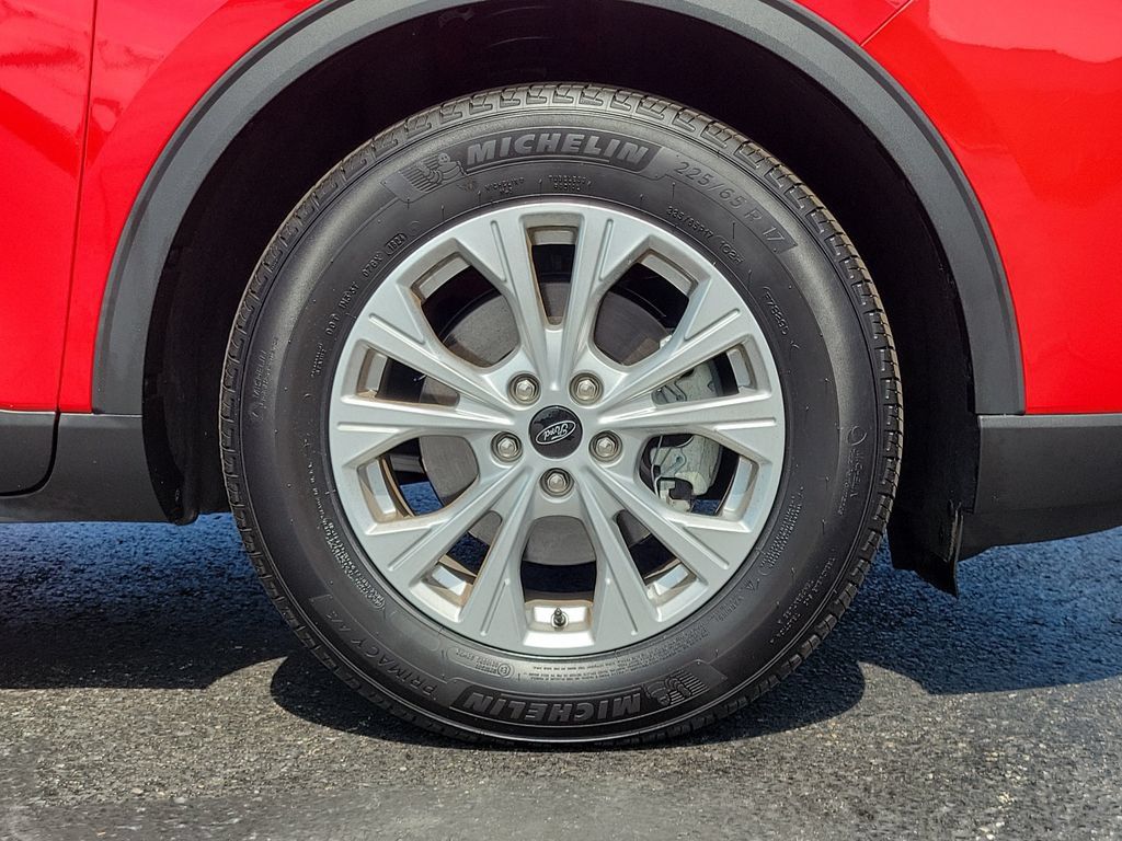 Certified 2024 Ford Escape Active FWD image 9