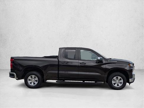 Used 2019 Chevrolet Silverado 1500 LT w/ All-Star Edition image 4