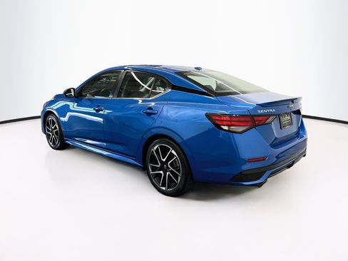 Used 2025 Nissan Sentra SR FWD image 5