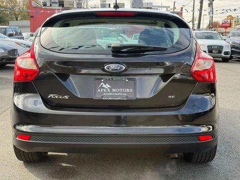 Used 2013 Ford Focus SE FWD image 8