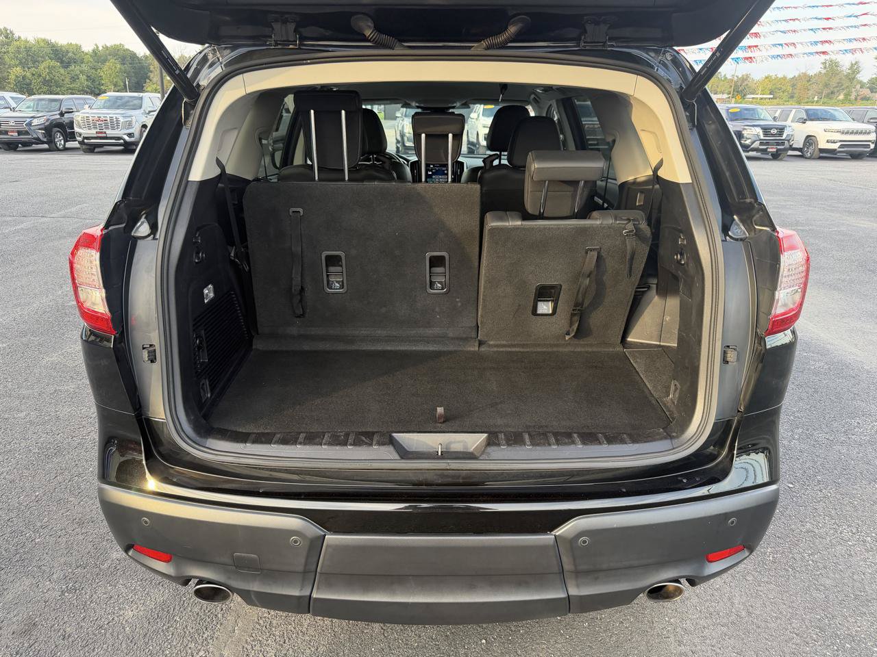 Used 2023 Subaru Ascent Limited AWD/4WD image 6