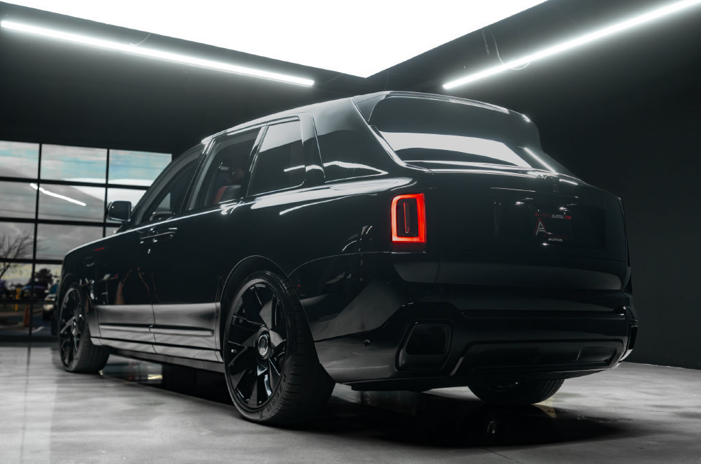 Used 2026 Rolls-Royce Cullinan AWD/4WD image 20