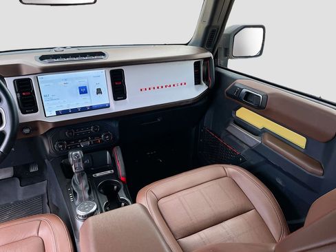 Used 2023 Ford Bronco Heritage Edition AWD/4WD image 23