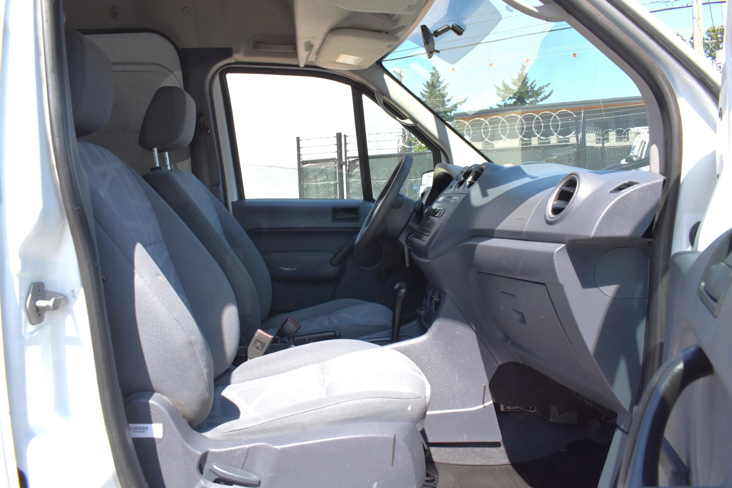 Used 2012 Ford Transit Connect XL FWD image 30