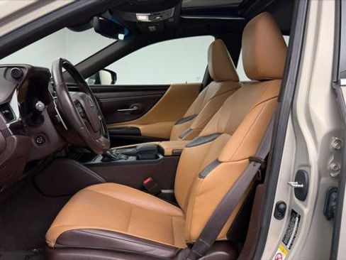 Used 2019 Lexus ES 350 w/ Premium Package FWD image 13