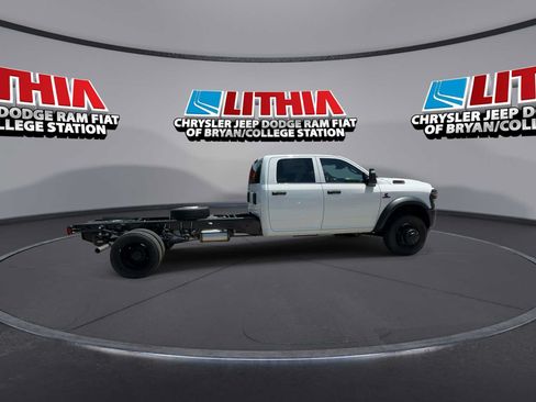 New 2026 RAM 5500 Tradesman AWD/4WD image 2