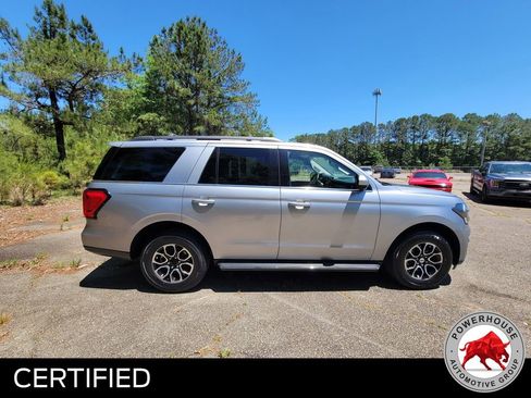 Certified 2023 Ford Expedition XLT AWD/4WD image 7